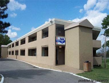Knights Inn Overland Park Mission Экстерьер фото